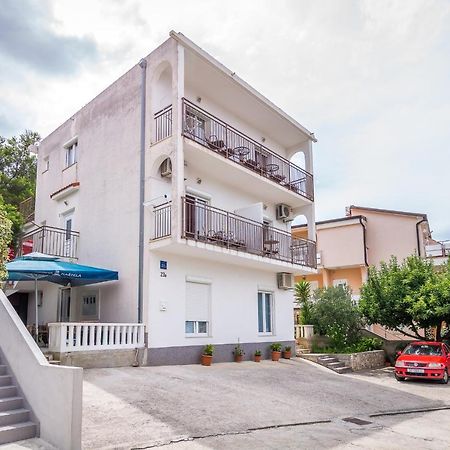 Cheap Apartment Tanja トロギール エクステリア 写真