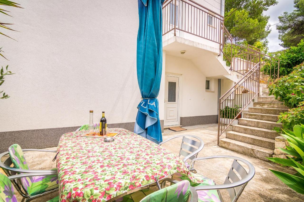 Cheap Apartment Tanja トロギール エクステリア 写真