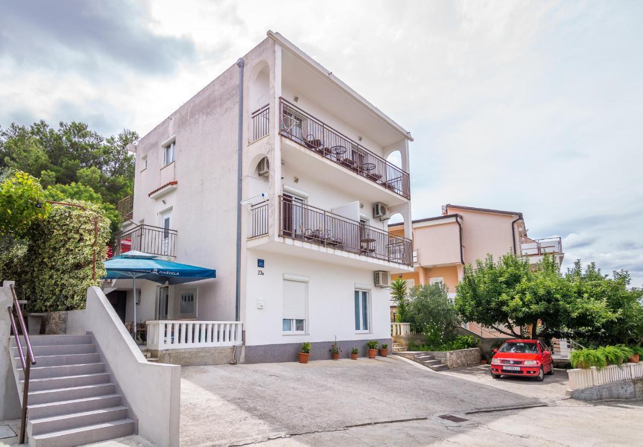 Cheap Apartment Tanja トロギール エクステリア 写真
