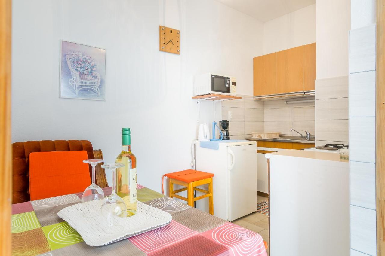 Cheap Apartment Tanja トロギール エクステリア 写真