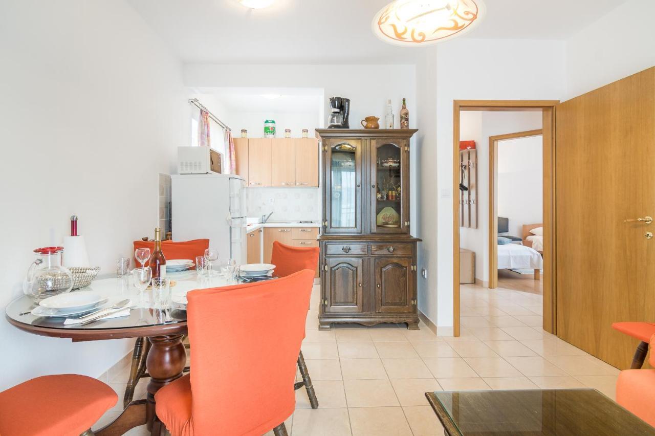 Cheap Apartment Tanja トロギール エクステリア 写真