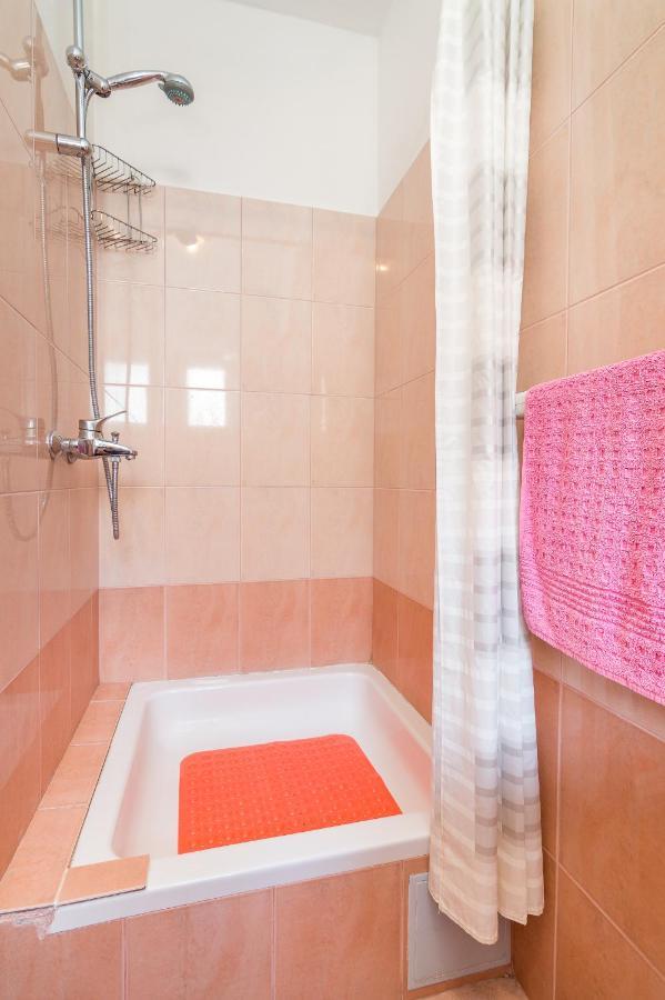 Cheap Apartment Tanja トロギール エクステリア 写真