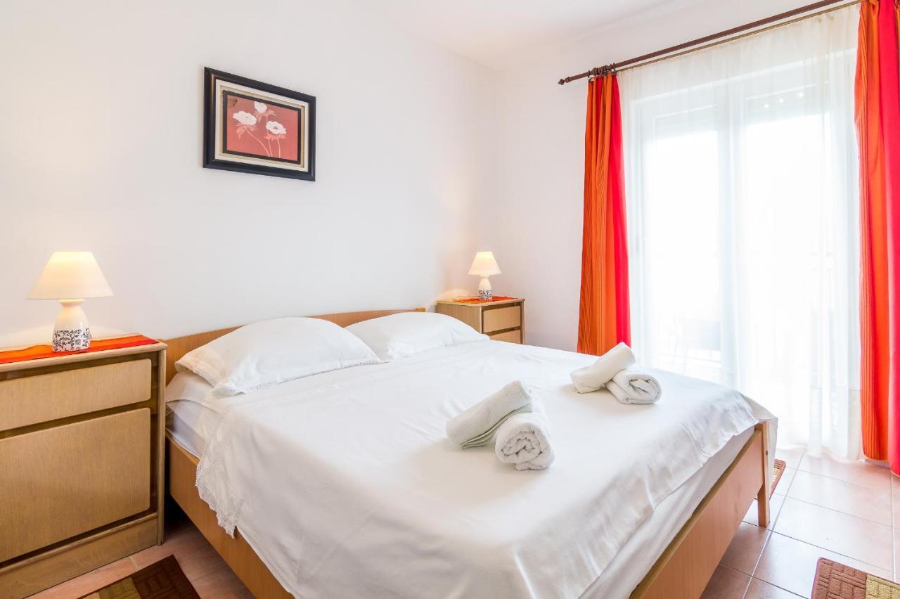 Cheap Apartment Tanja トロギール エクステリア 写真