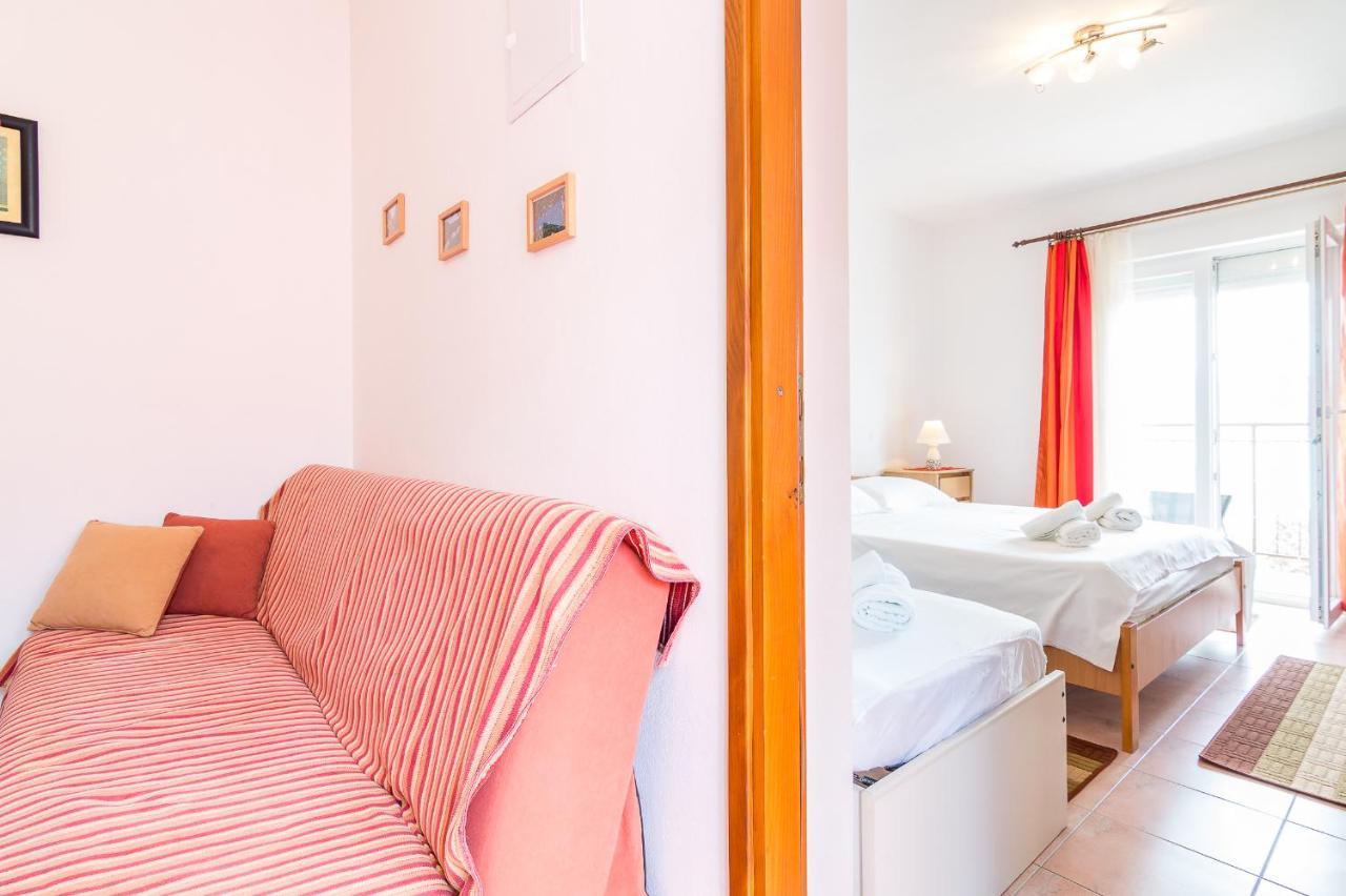 Cheap Apartment Tanja トロギール エクステリア 写真