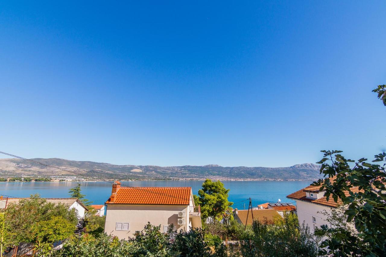 Cheap Apartment Tanja トロギール エクステリア 写真